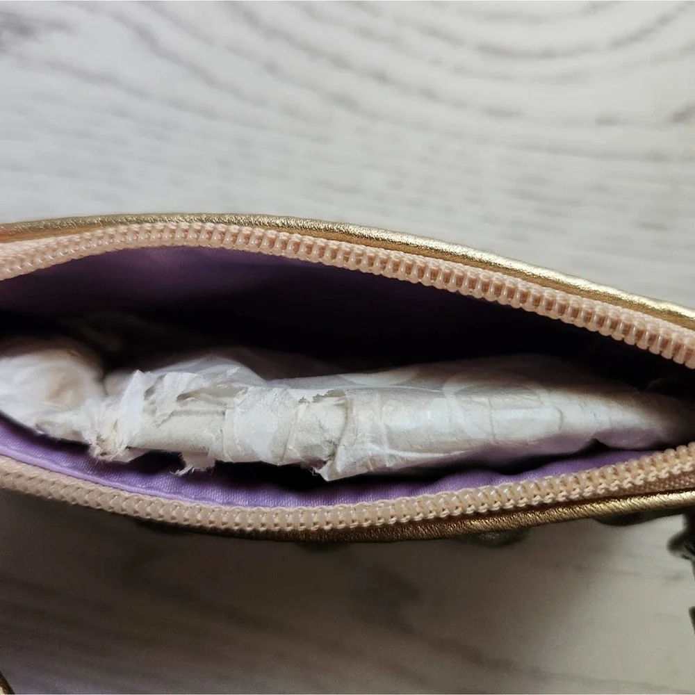 Coach Wristlet NWT - Picture 9 of 9